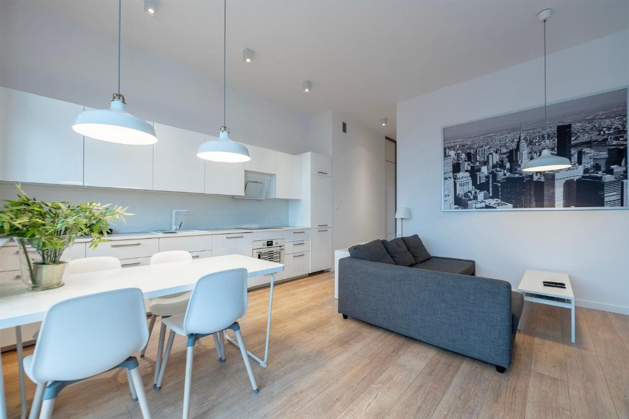 Penthouse With A View Of Lodz & Free Parking Apartment Exterior photo
